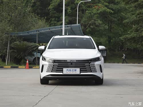 【比亚迪驱逐舰05冠军版加推120km豪华型_比亚迪海洋濮阳利金丰4s新闻