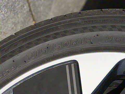 2025�� 600 �������� Max