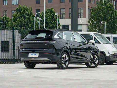 2025�� 210km ������