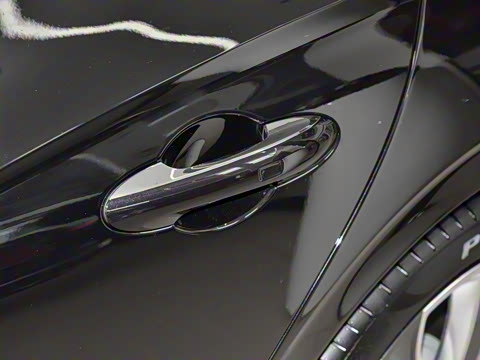 2026�� 4.0T V8 Mulliner