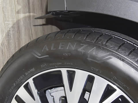 2025�� GLB 200 ������