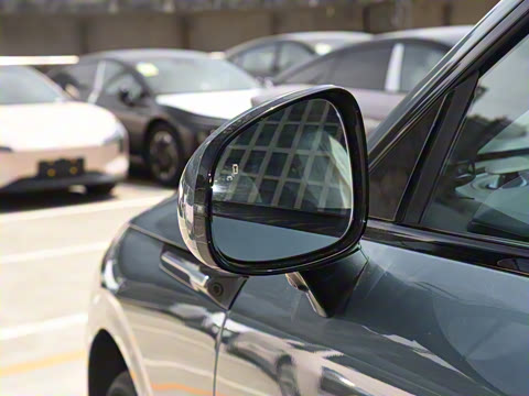 2025�� 680 ������������ Max