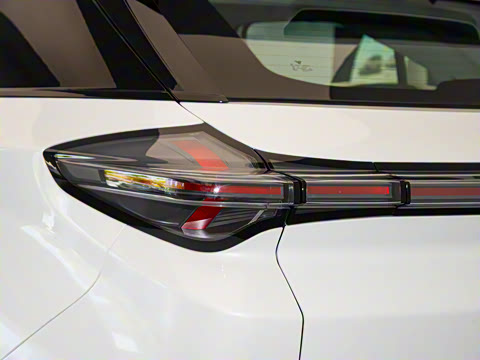 2023�� ��߸U-�� ��ս�� 400 Lite �������