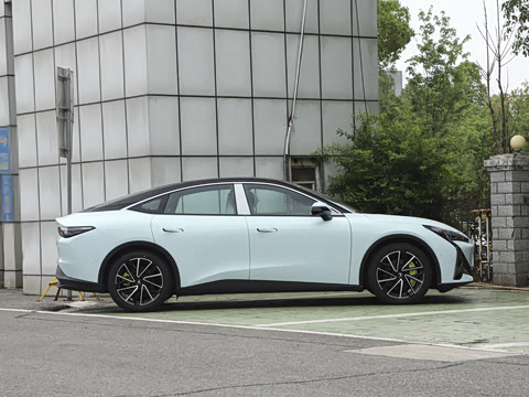 2025�� 668MAX���а� 200kW