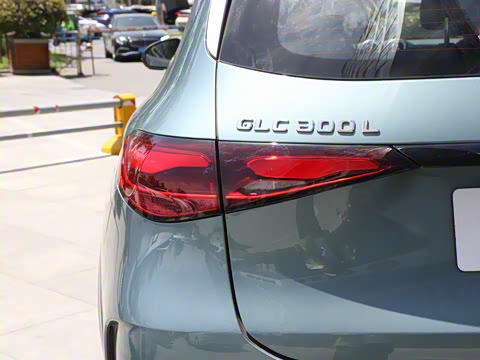 2025�� �Ŀ� GLC 300 L 4MATIC ������ 5��