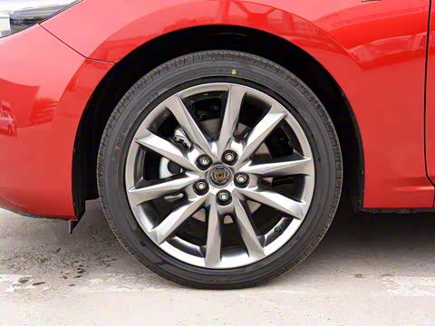 2019�� �ƿذ� ���� 2.0L �Զ��˶��� ��VI