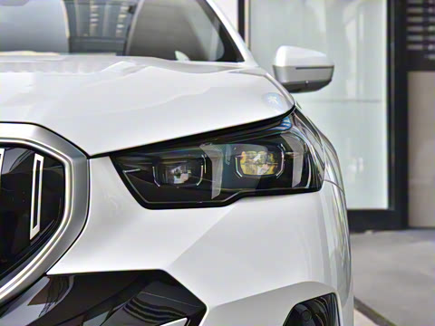 2025 xDrive 50L M˶װ