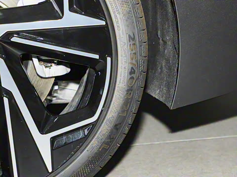 2025�� 95kWh 702km����Halo