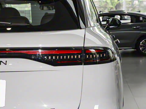 2025�� 120 ���������콢�� 5�� �������