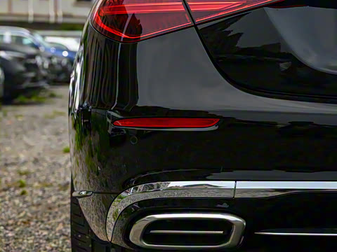 2025�� �Ŀ� S 680 4MATIC