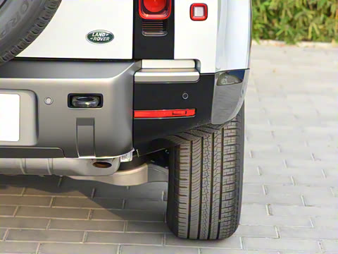 2023�� 110 3.0T P400 X-DYNAMIC HSE