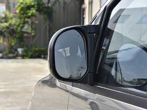 2025�� M5 1.6L ��������� 7��