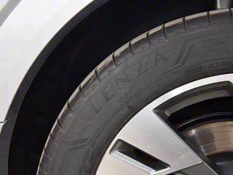 2019�� 55 quattro ������