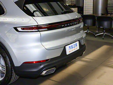 2025�� Cayenne 3.0T ���ΰ�