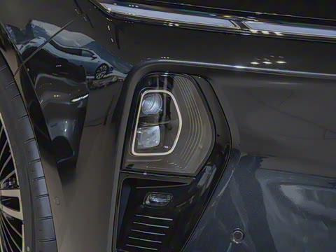 2025�� 102kWh ǩ����