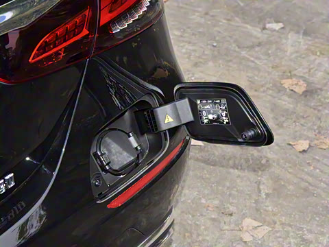 2022�� �Ŀ� E 350 e L ���ʽ��϶����γ�