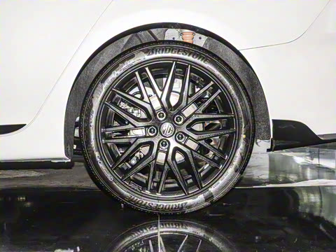 2025�� 1.5T XLINE �����