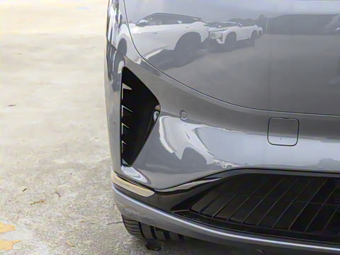 2025�� 636Ultra���Ȱ� 5��