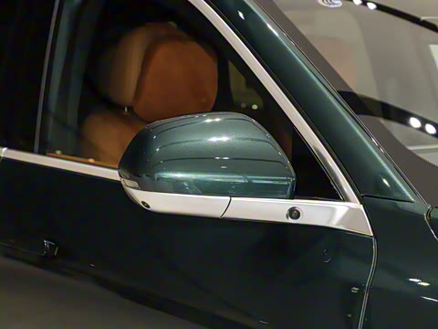 2025�� Ultra ���ܻ��°�