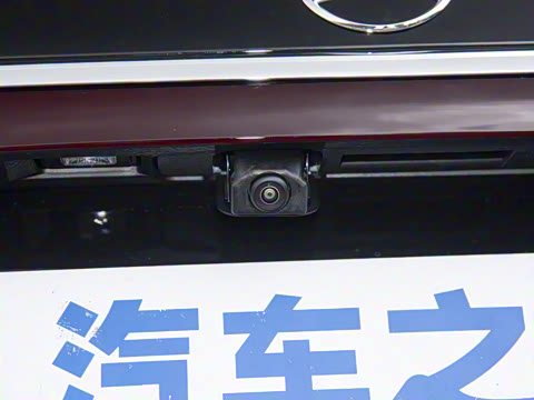 2025�� �Ŀ� E 260 �˶���