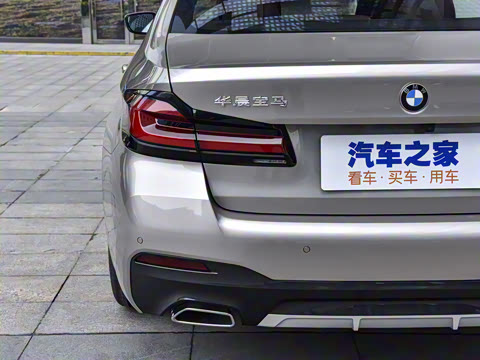 2022�� �Ŀ� 530Li ������ M�˶���װ