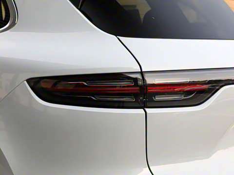 2023�� Cayenne E-Hybrid 2.0T