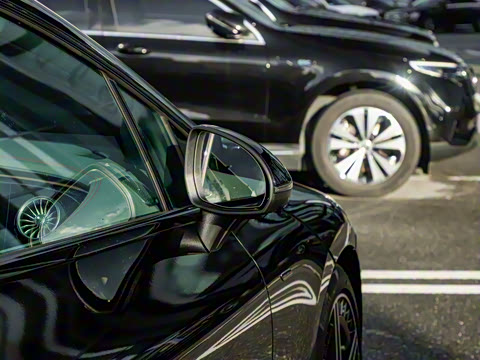 2023�� AMG EQE 53 4MATIC+