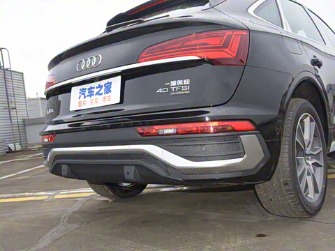 2022�� 40 TFSI ������