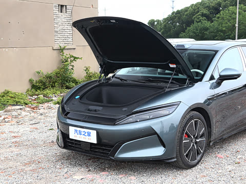 2025�� EV 701KM�����״�������