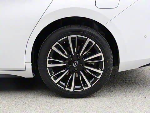 2019�� ��Max 630