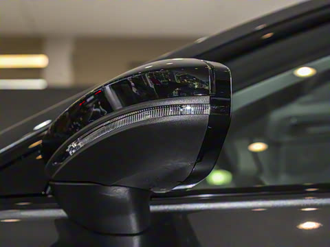 2025�� Avant 45 TFSI ��̽�ռ�