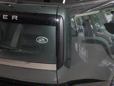 2025�� 3.0 L6 400PS ʢ���ӳ��� ����