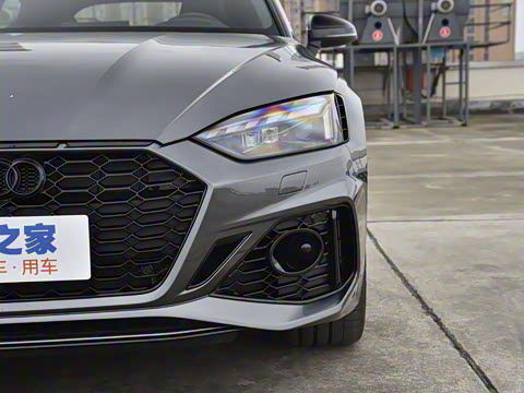 2022�� RS 5 2.9T Sportback ���װ�