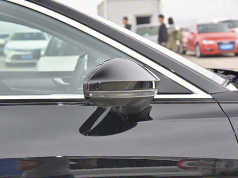 2021�� 40 TFSI ����������