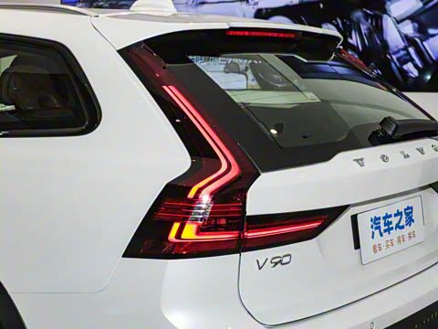 2025�� Cross Country B5 AWD ��Զ��