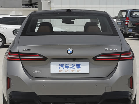 2025�� 530Li xDrive M�˶���װ