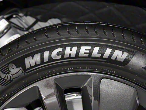 2025�� Pro ���ܻ��°�