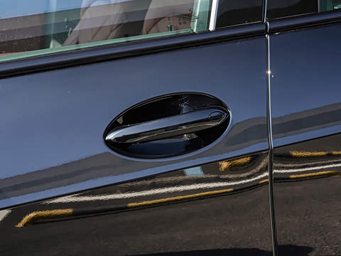 2025�� xDrive 40Li M�˶���ҹ��װ