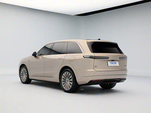 2025�� Ultra ������