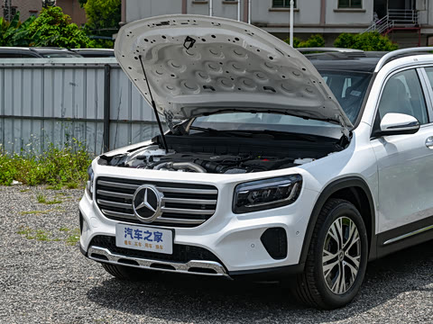 2025�� GLB 220 ������