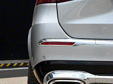 2025�� GLS 480 4MATIC