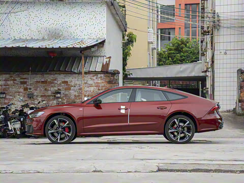 2025�� 55 TFSI quattro ������