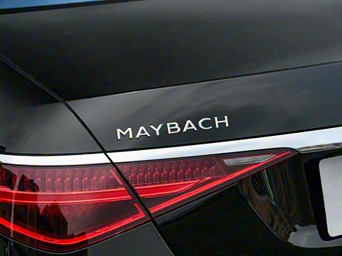 2025�� �Ŀ� S 680 4MATIC