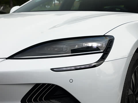 2023�� �ھ��� 550km ��Ӣ��