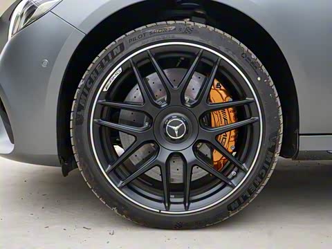 2019�� AMG E 63 S 4MATIC+