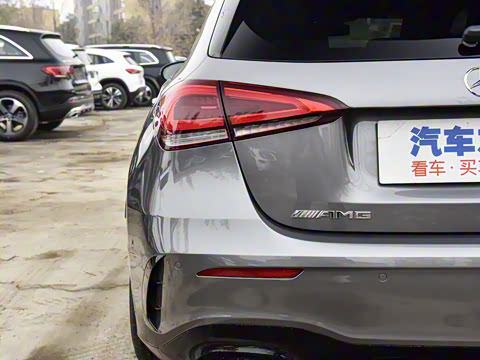 2022�� AMG A 35 4MATIC