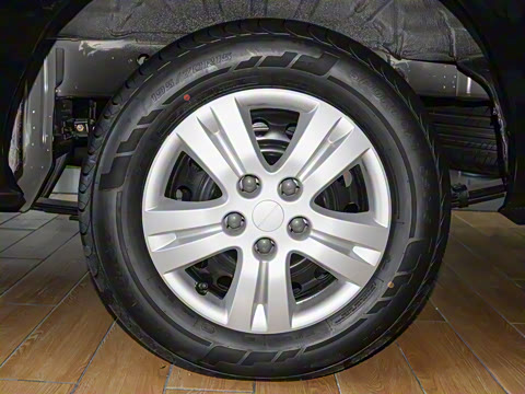 2025�� M5 1.6L ���������� 9��