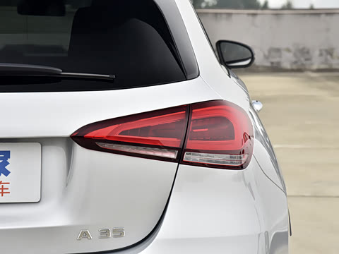 2022�� AMG A 35 4MATIC