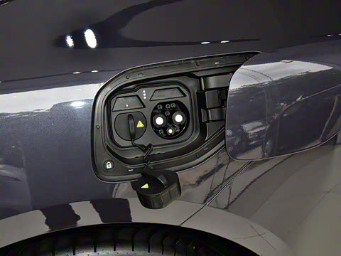 2025�� �Ŀ� Ultra���̰�