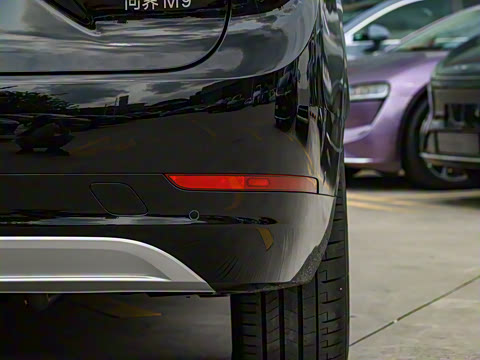 2025�� ���� Ultra�� 52kWh 5����